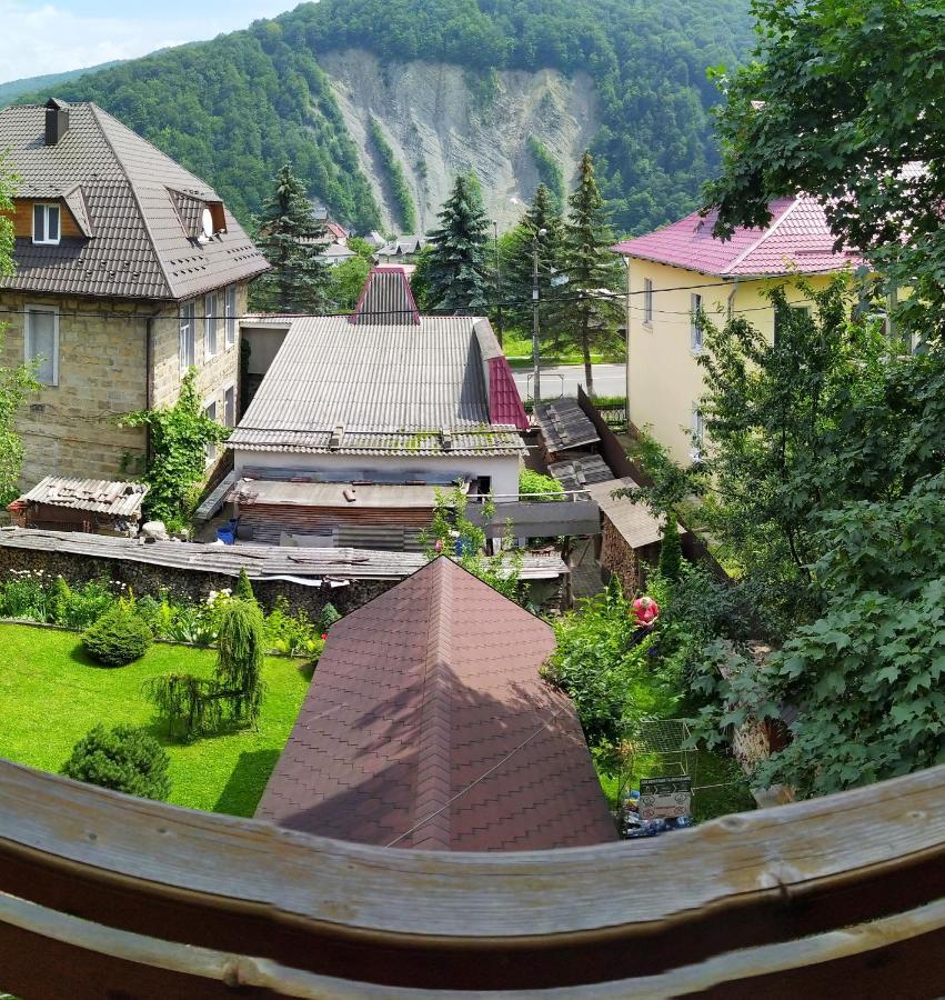 Guest House Shafran Яремча Экстерьер фото