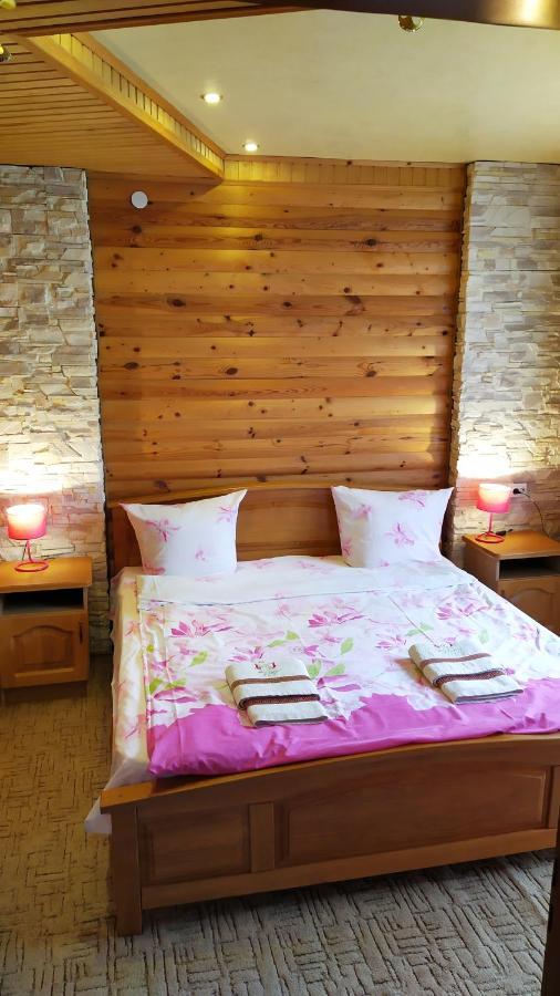 Guest House Shafran Яремча Экстерьер фото