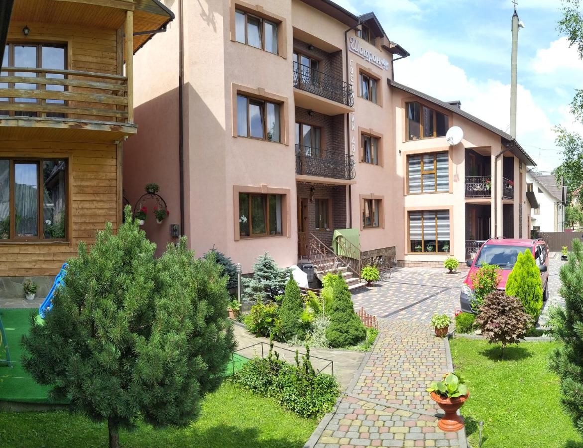 Guest House Shafran Яремча Экстерьер фото